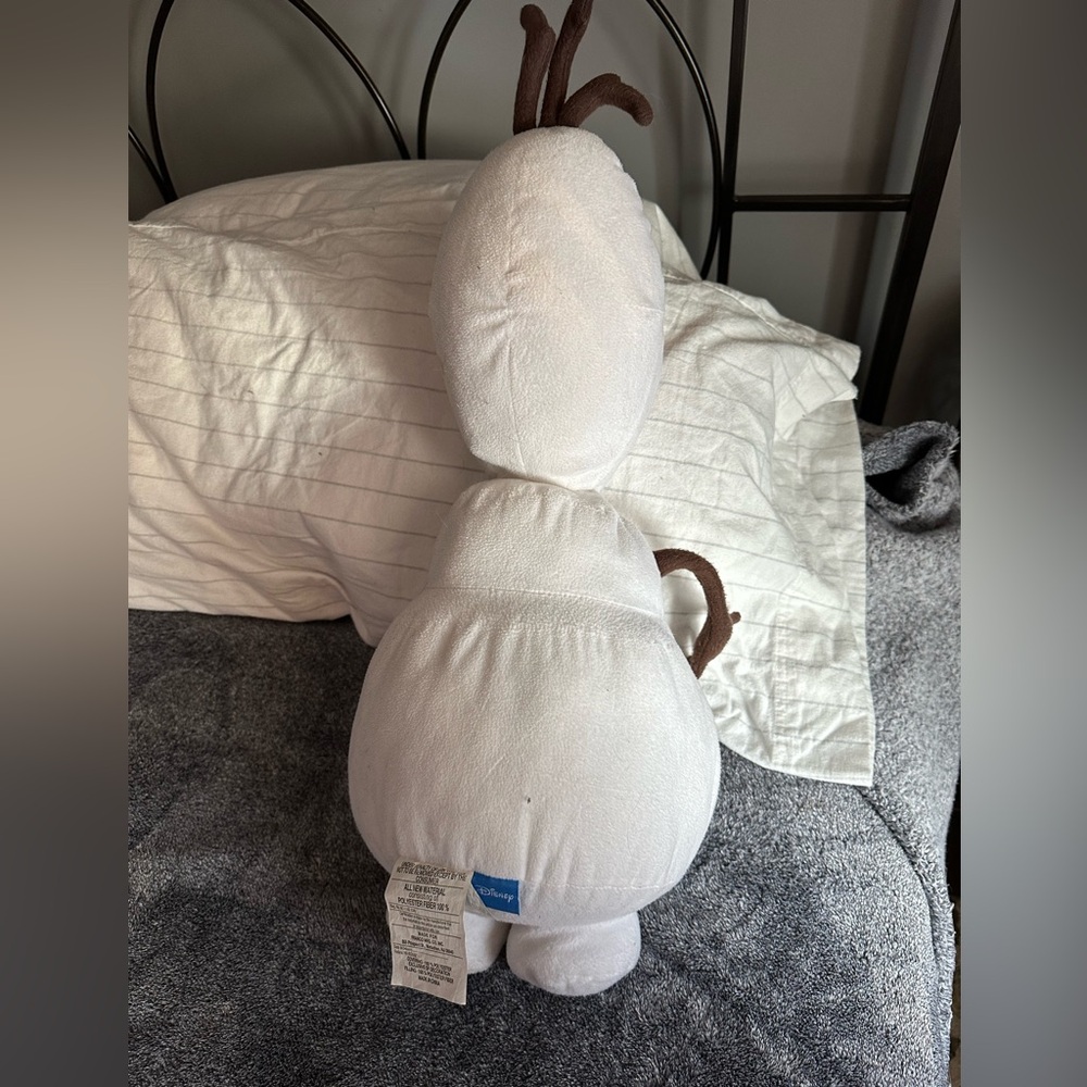 Stuffed Olaf - Picture 2 of 3